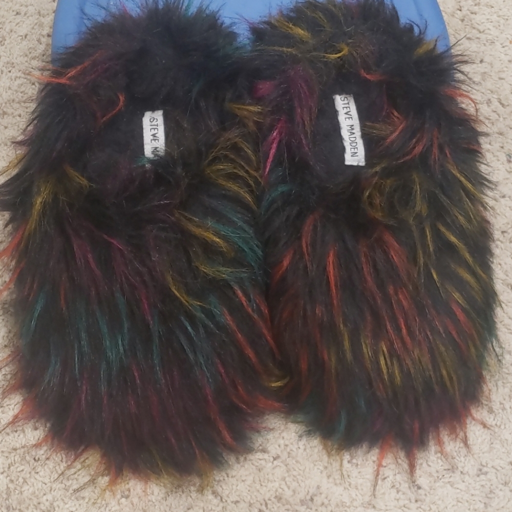 Steve Madden slippers